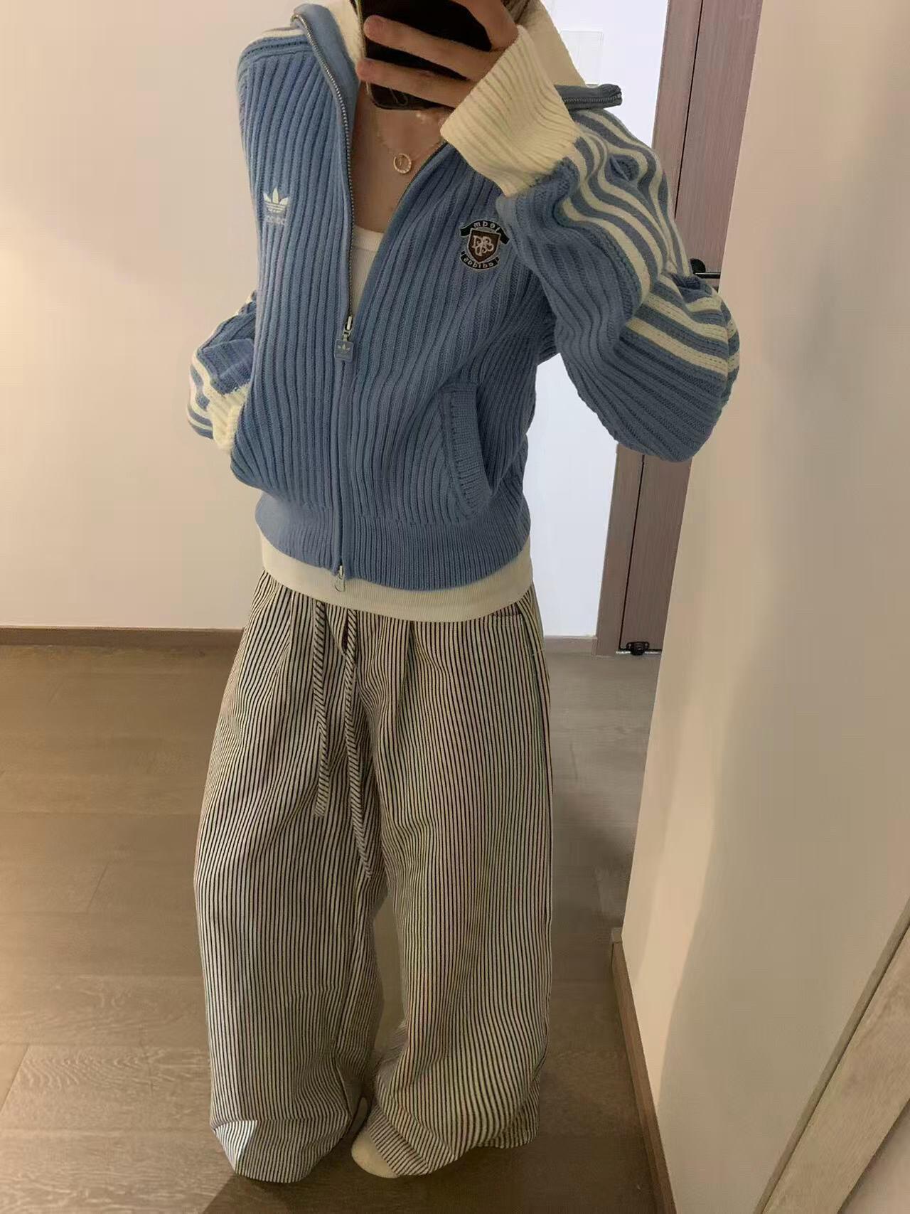 Jul6355   ADIDAS     56.99$ gallery