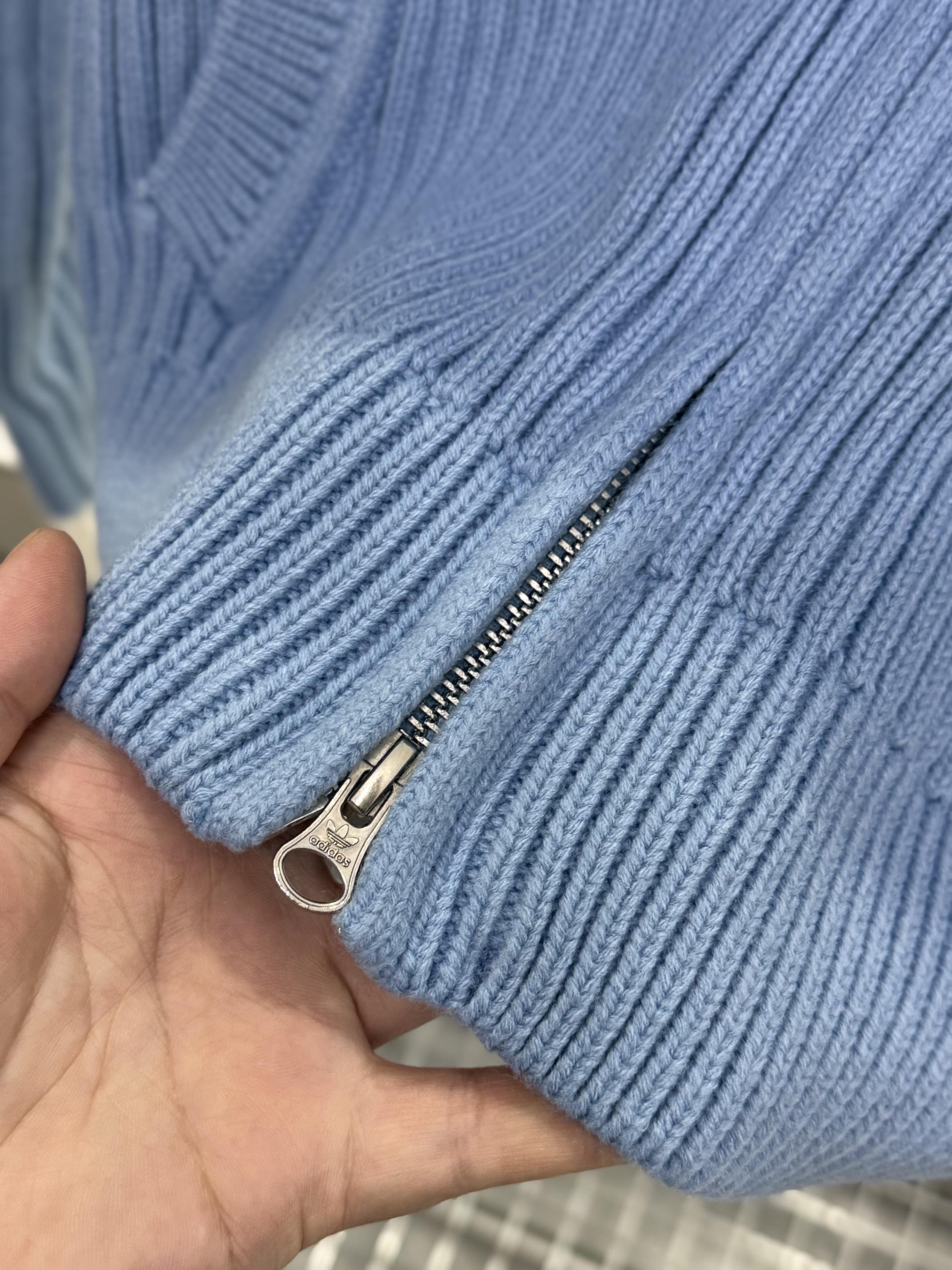 Jul6355   ADIDAS     56.99$ gallery