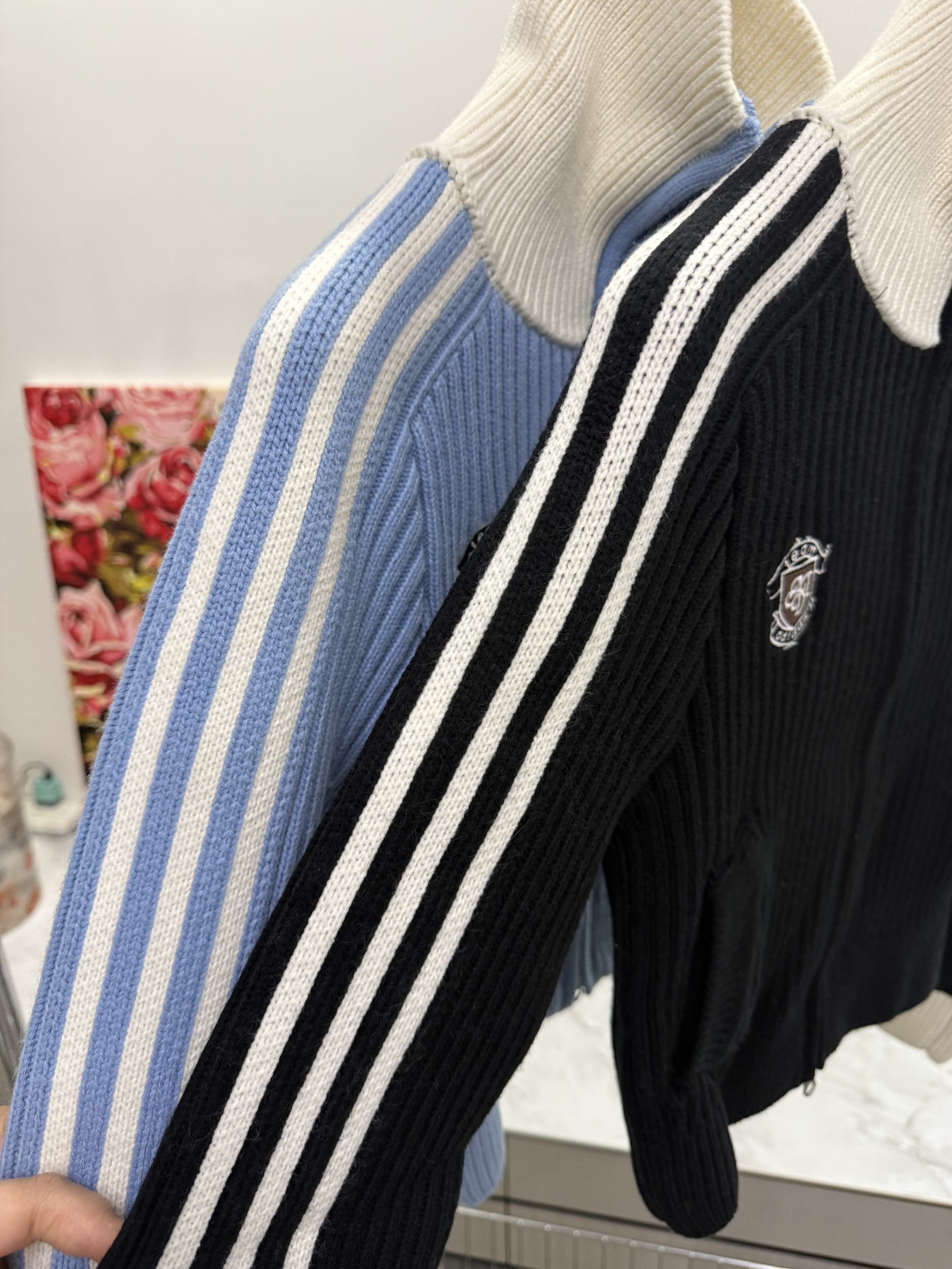 Jul6355   ADIDAS     56.99$ gallery