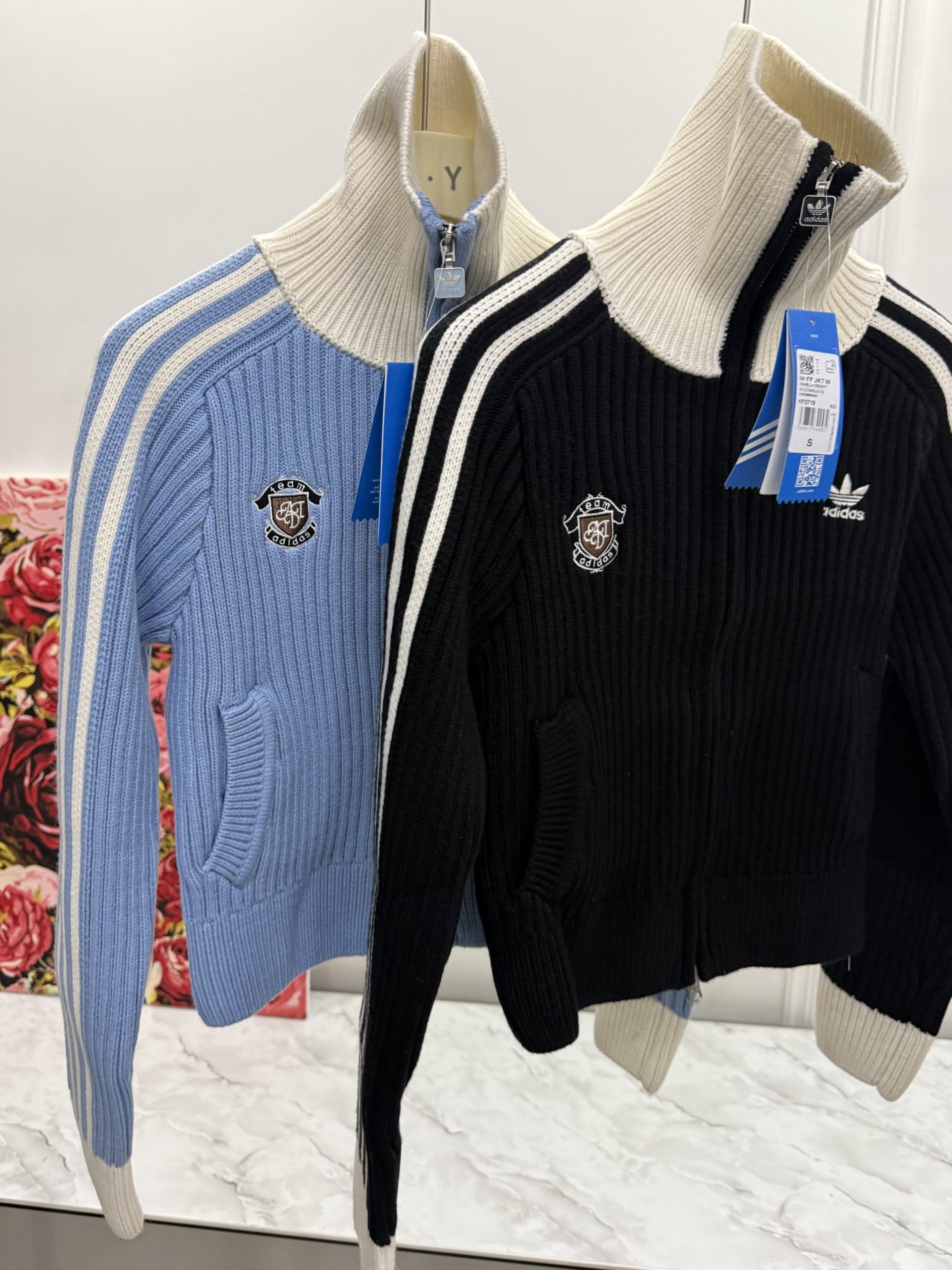 Jul6355   ADIDAS     56.99$ gallery