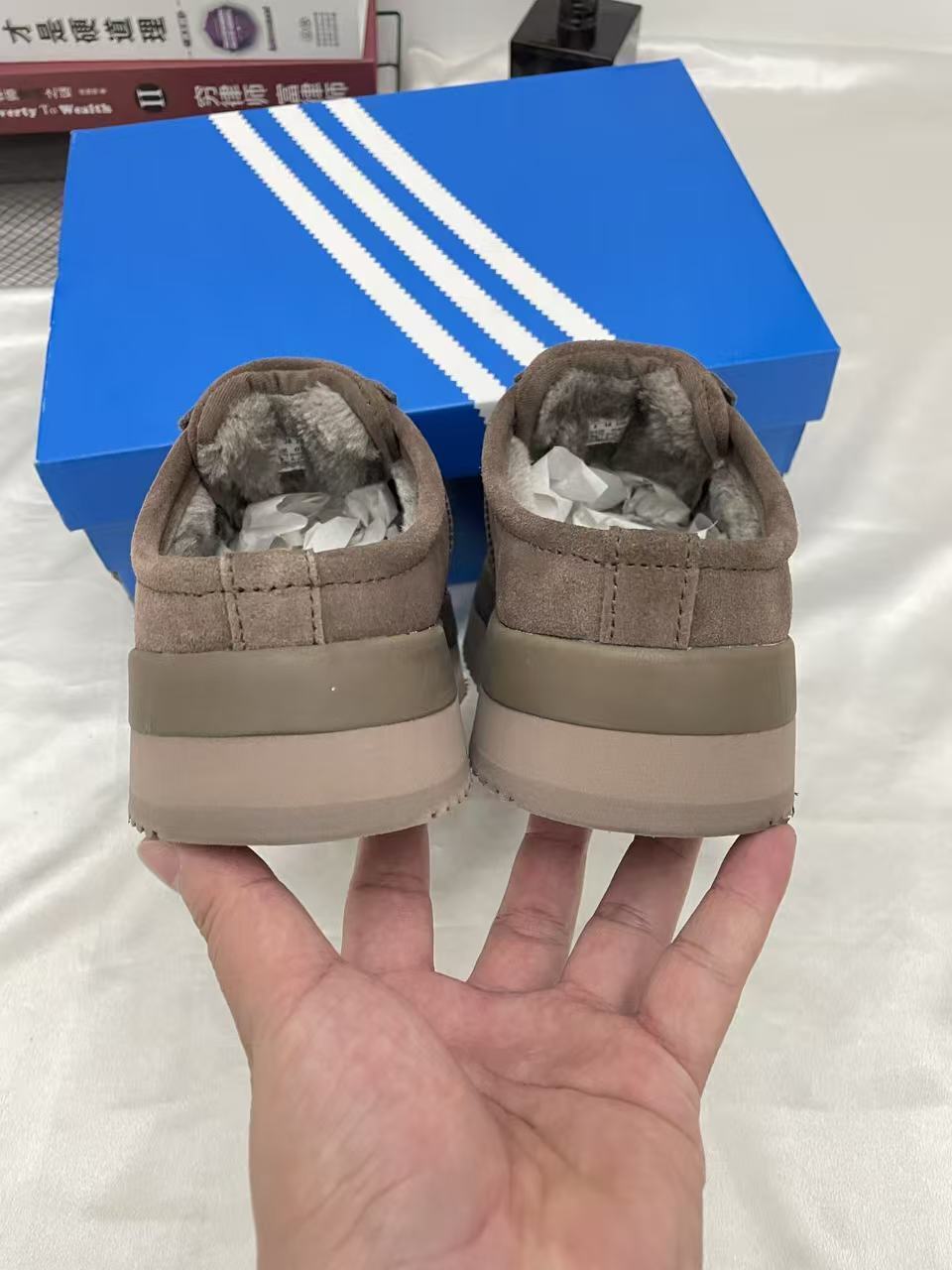 Jul6356   ADIDAS shoe  56.9$ gallery