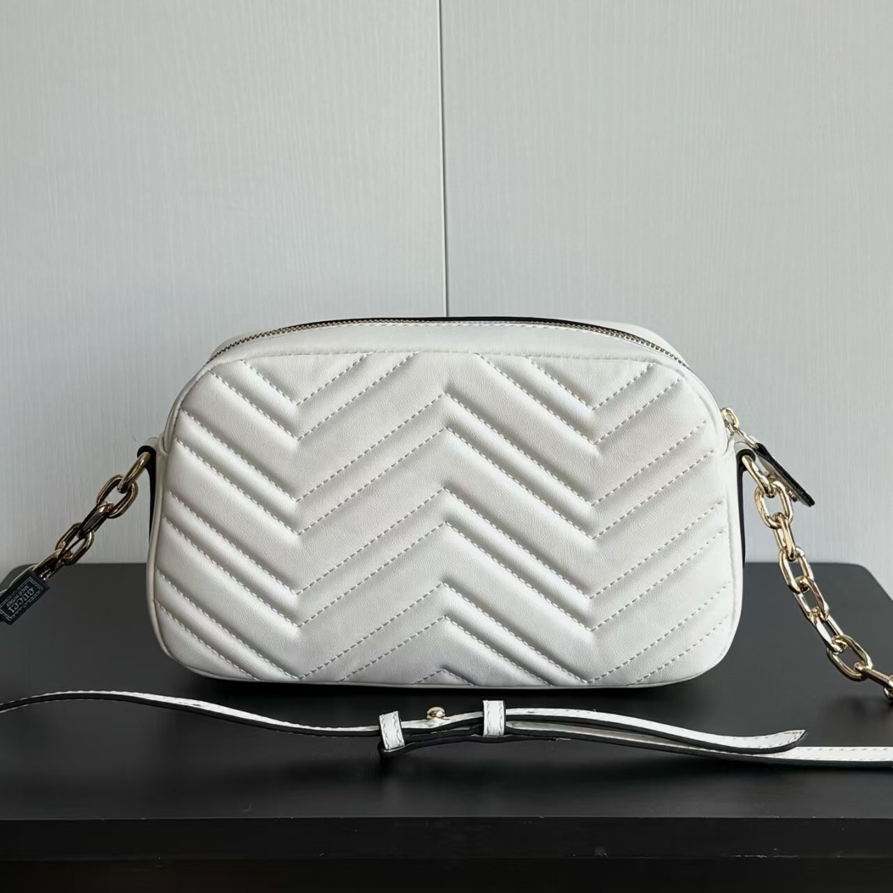 Jul6358     GUCCI 60.99$ gallery