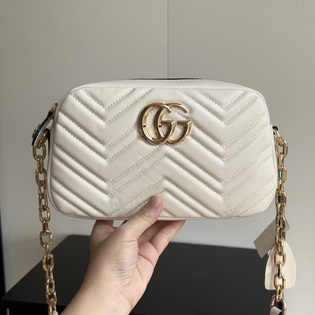 Jul6358     GUCCI 60.99$ gallery