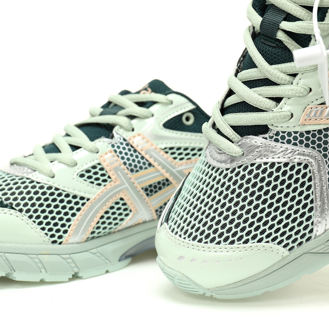 Jul6367      ASICS         69.99$ gallery