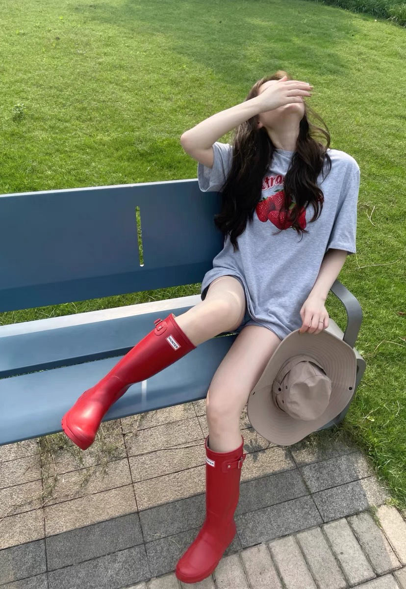 Jul6372  hunter rain boots 65$ gallery