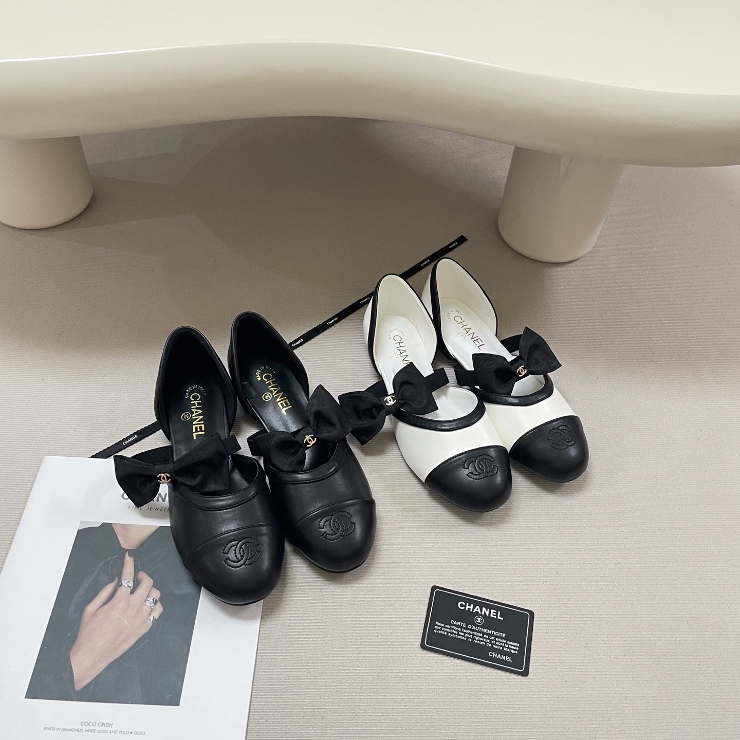 Jul6375  CHANGE     56$ gallery