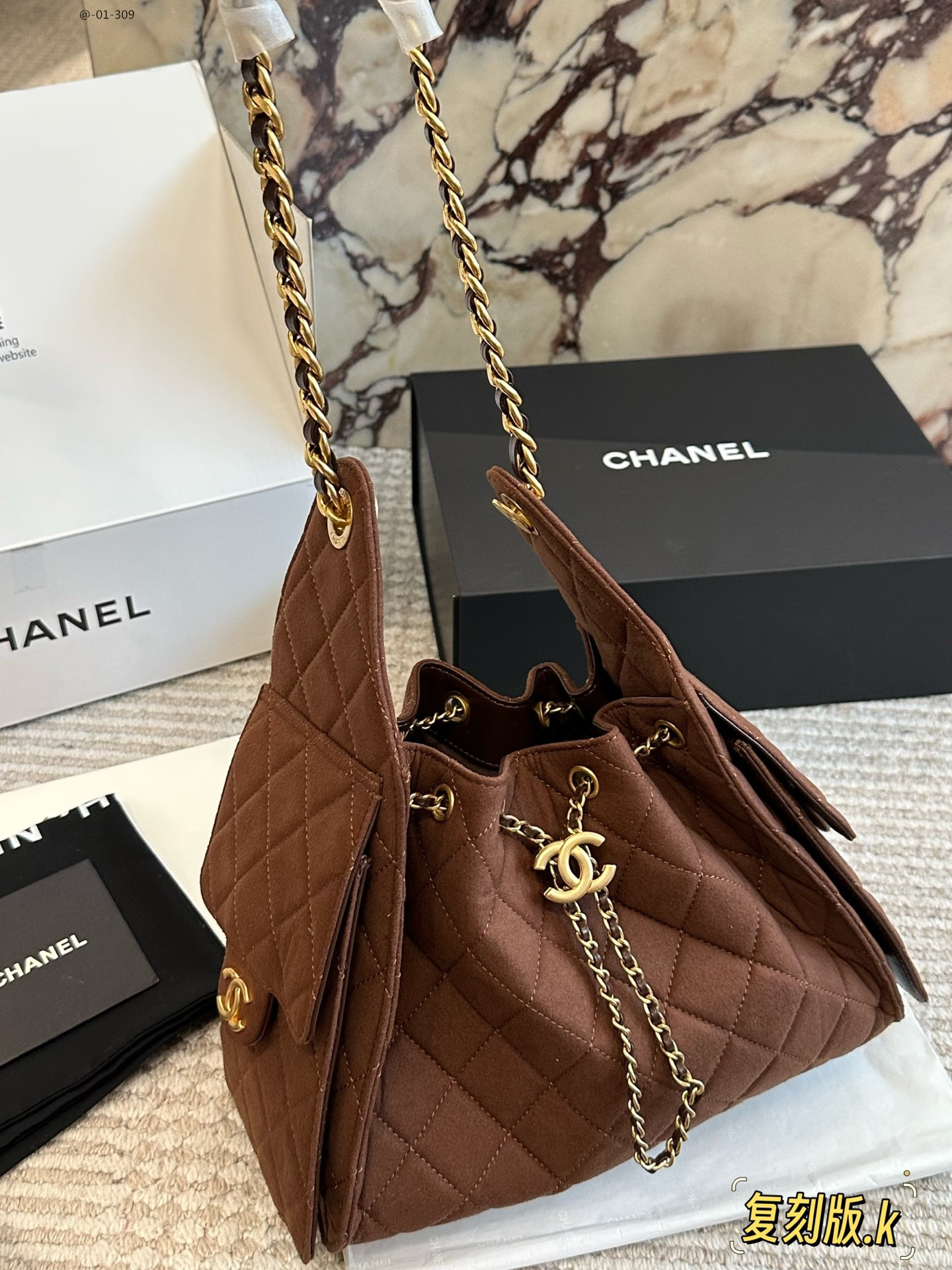 Jul6385    chanel     75$ gallery