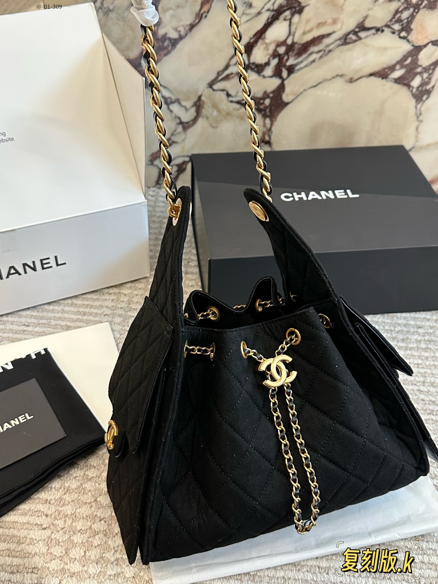 Jul6385    chanel     75$ gallery