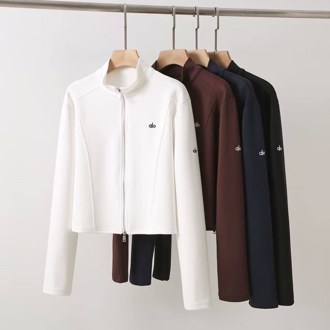 Jul6390    ALO   45.99$ gallery