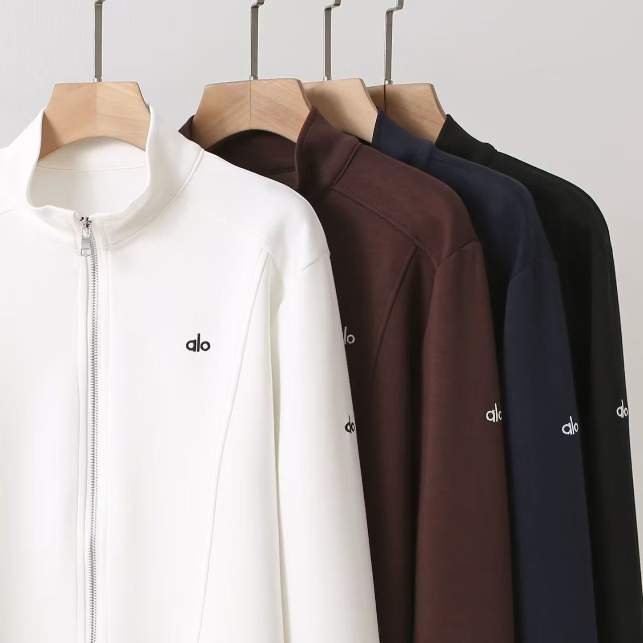 Jul6390    ALO   45.99$ gallery