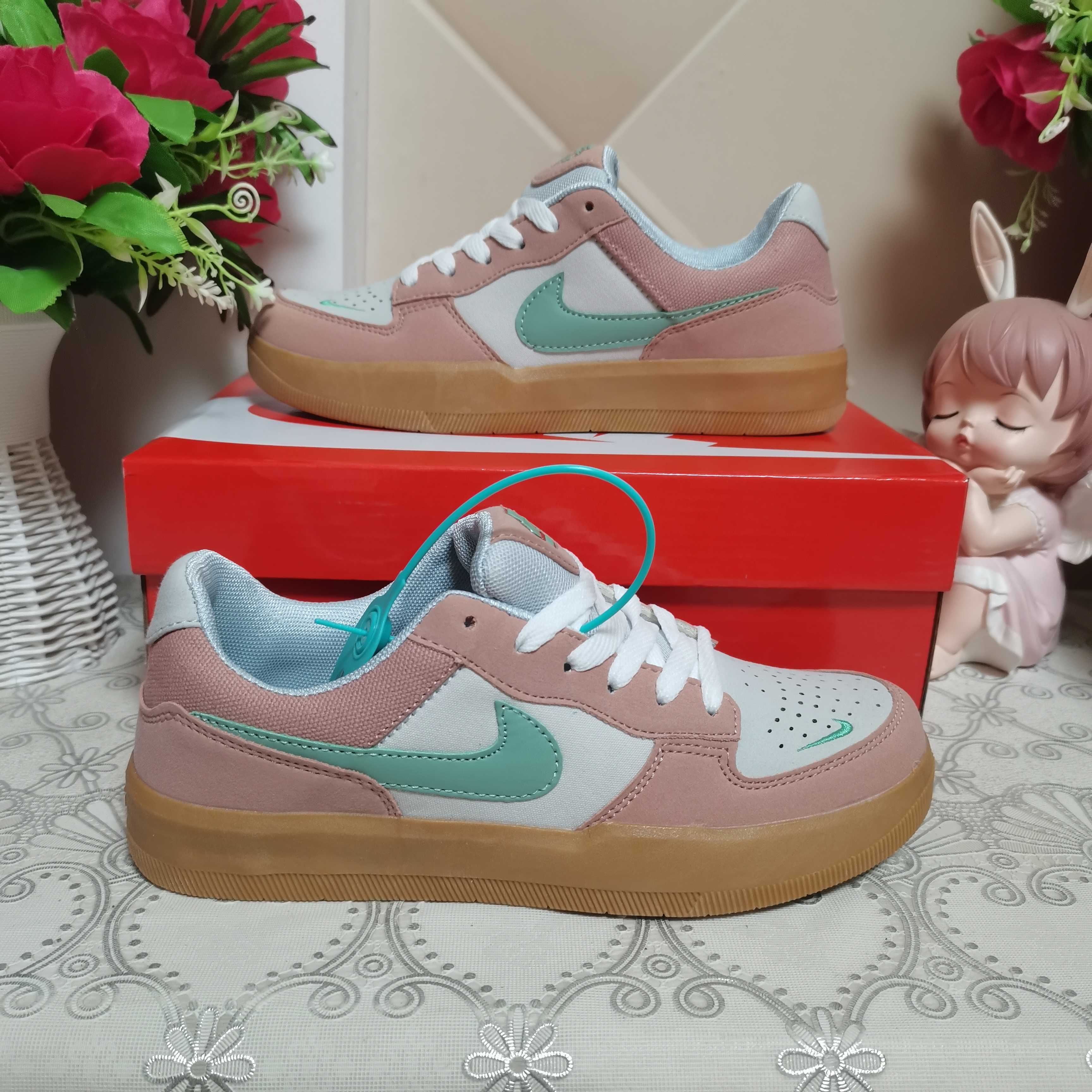 Jul6402    nike    49$ gallery