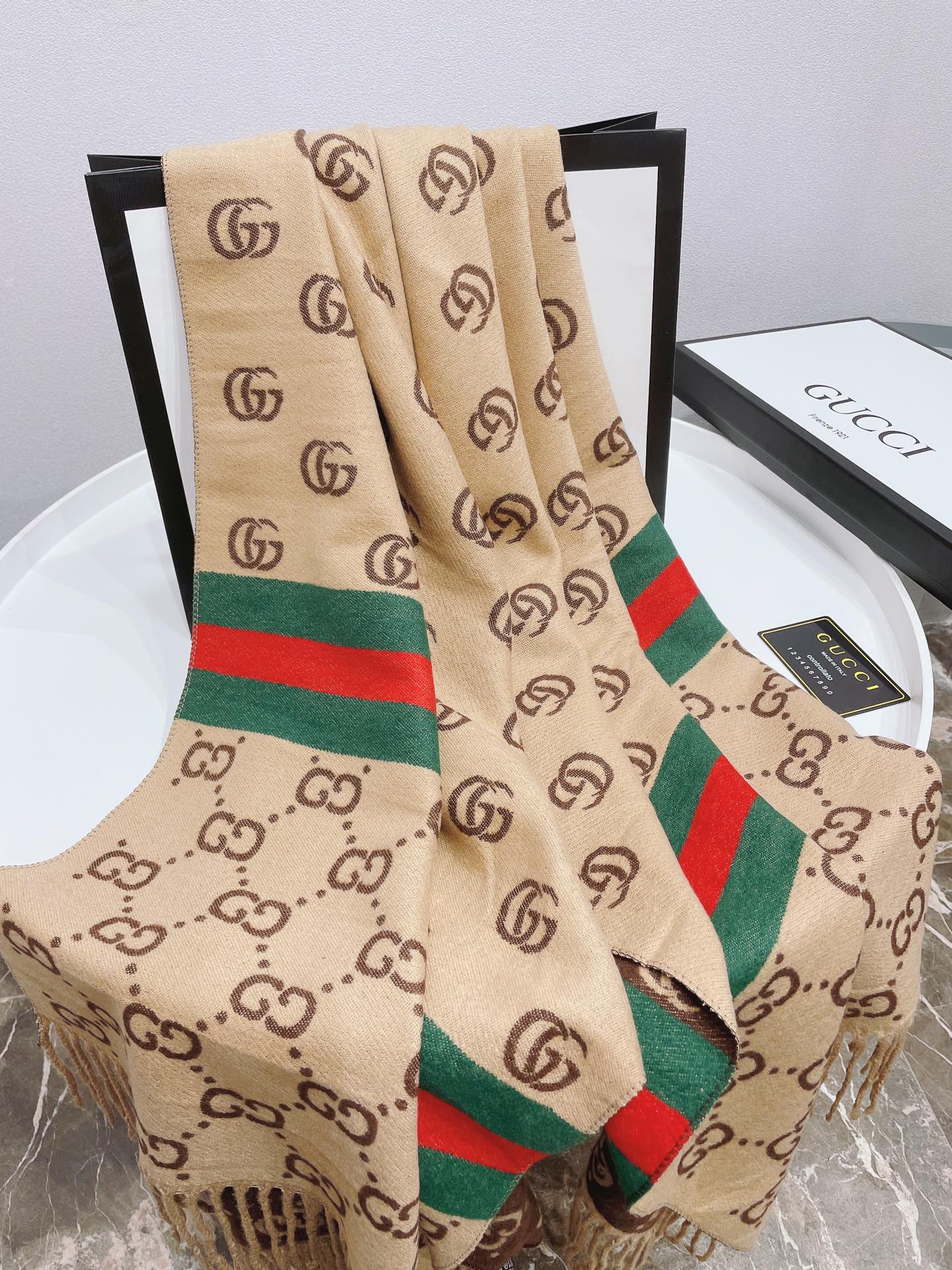 ST4229 $27.89 GUCCI gallery