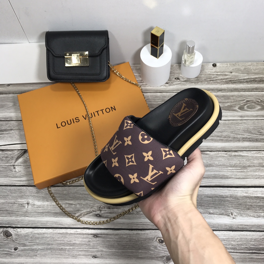 ST924 $48.99 LV gallery