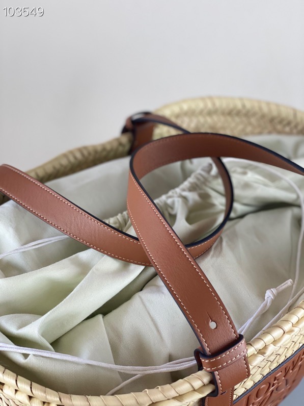 TL3657 LOEWE 52.99$ gallery