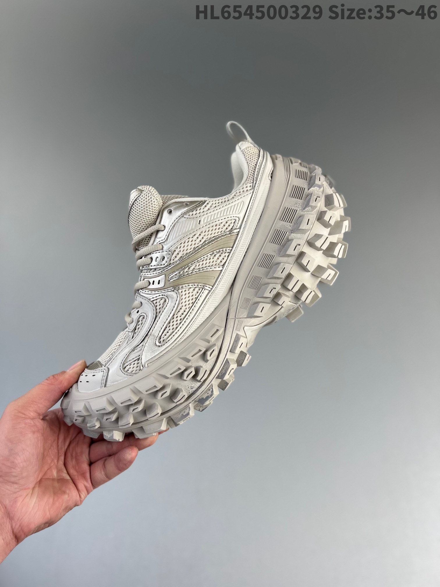 TL3938 BALENCIAGA 128$ gallery