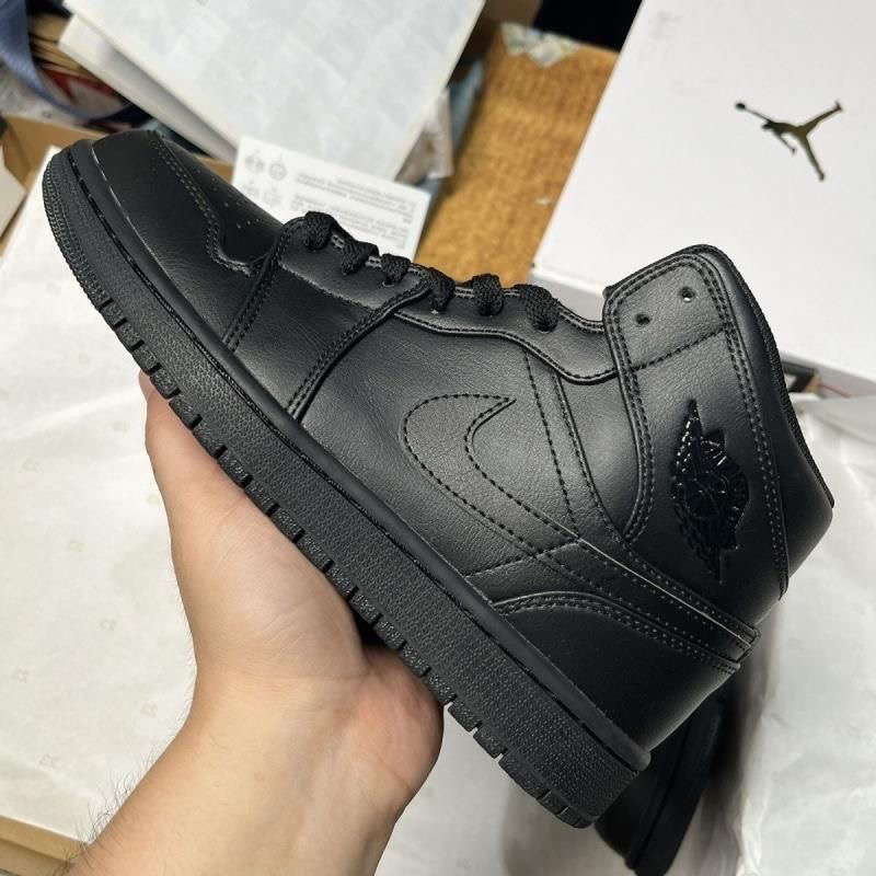 TL4461 AJ1 55$ gallery