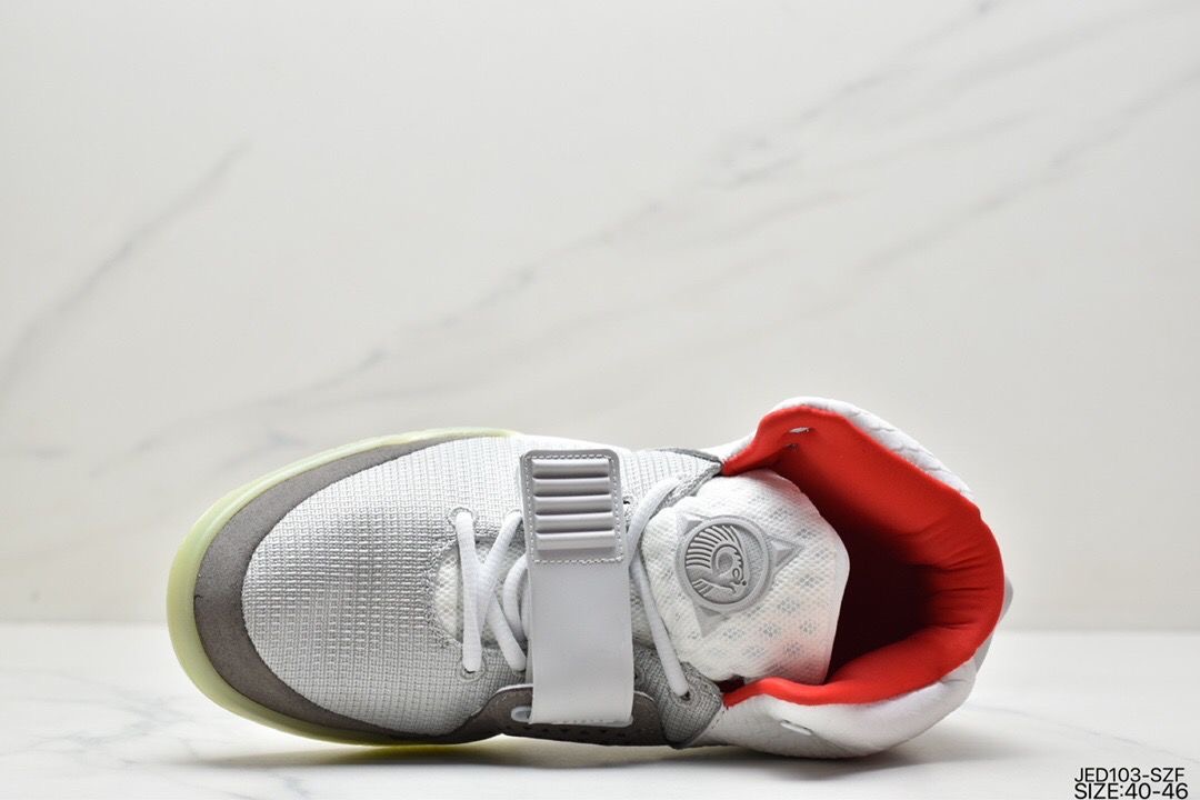 TL4523 YEEZY AIR 65$ gallery