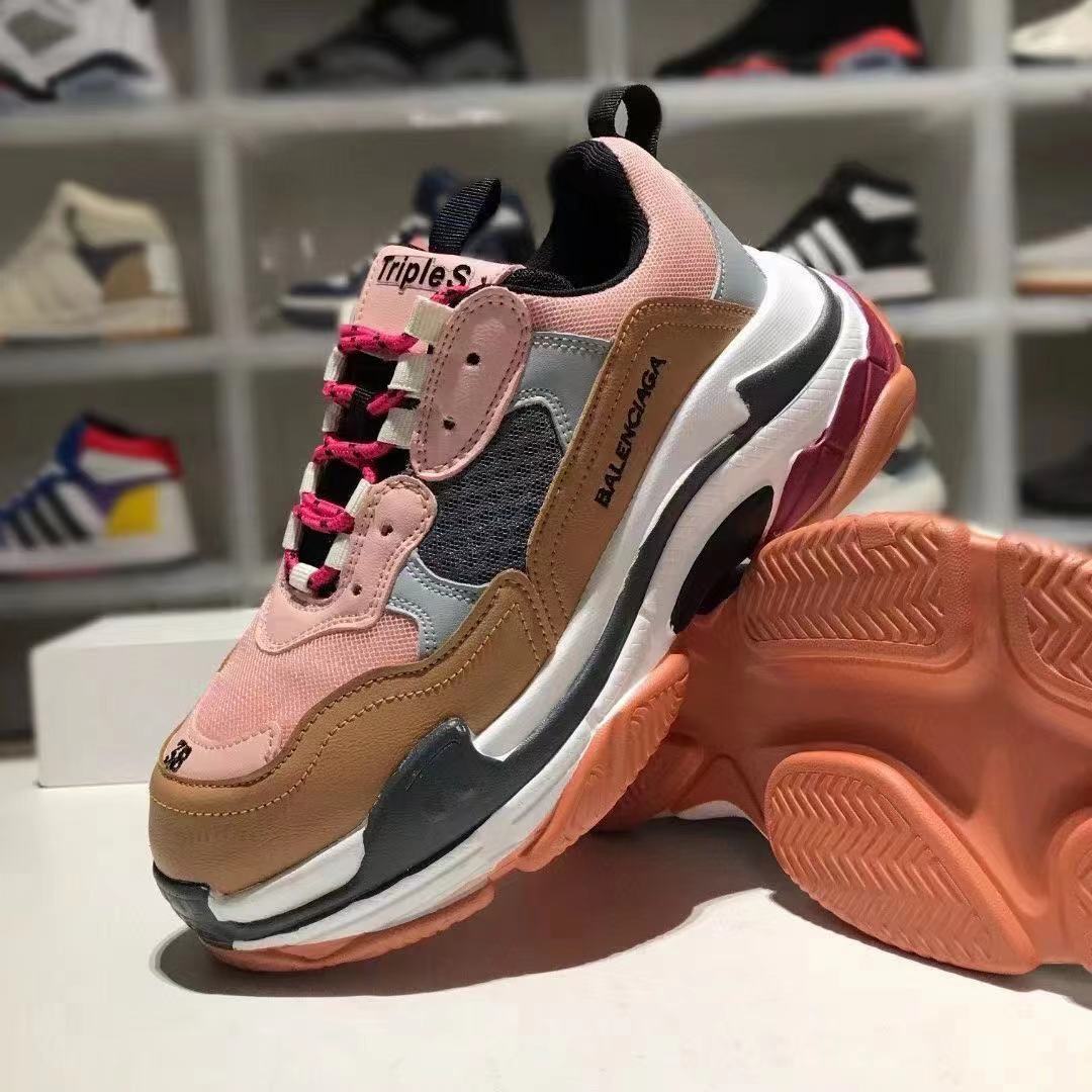 TL7489  Balenciaga 86.99$ gallery