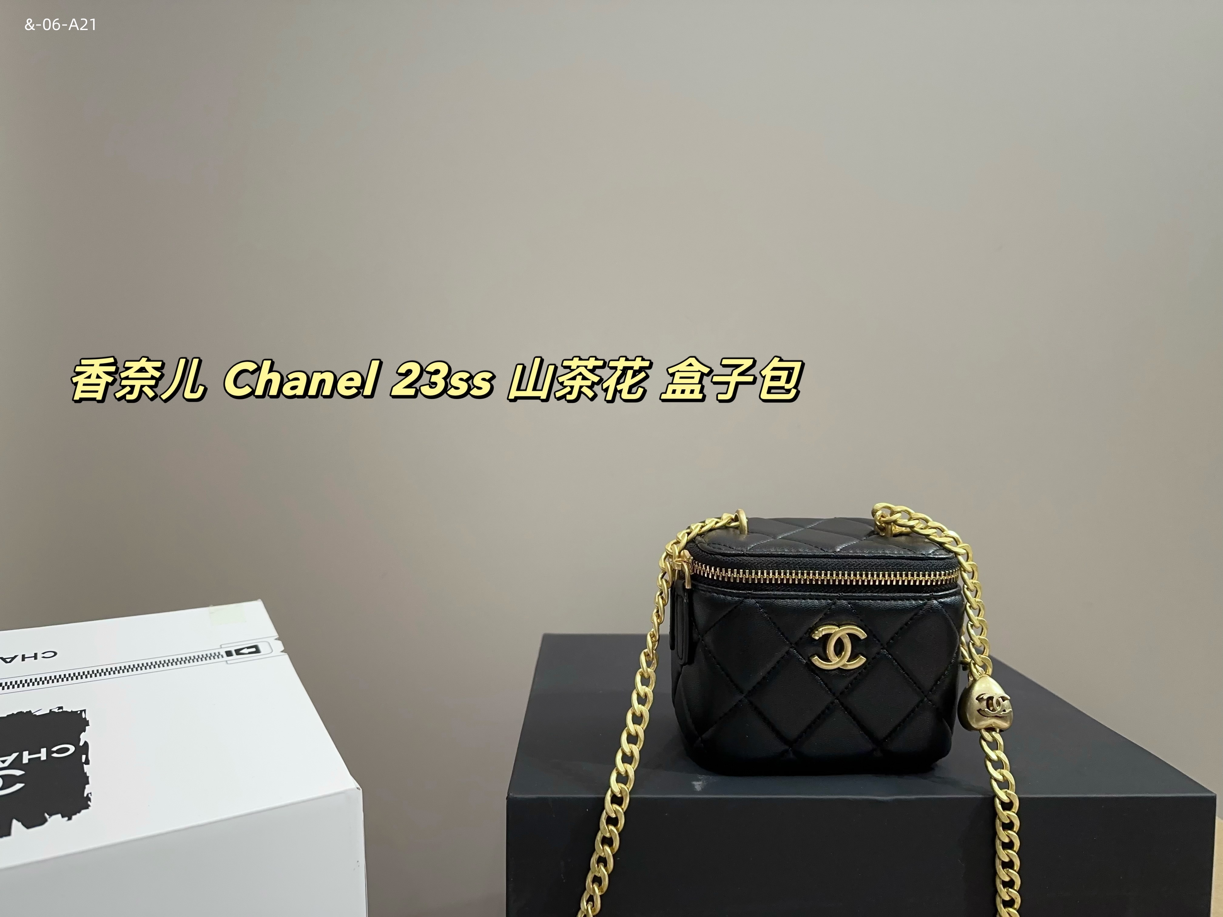 TL2453  CHANEL  59.99$ gallery