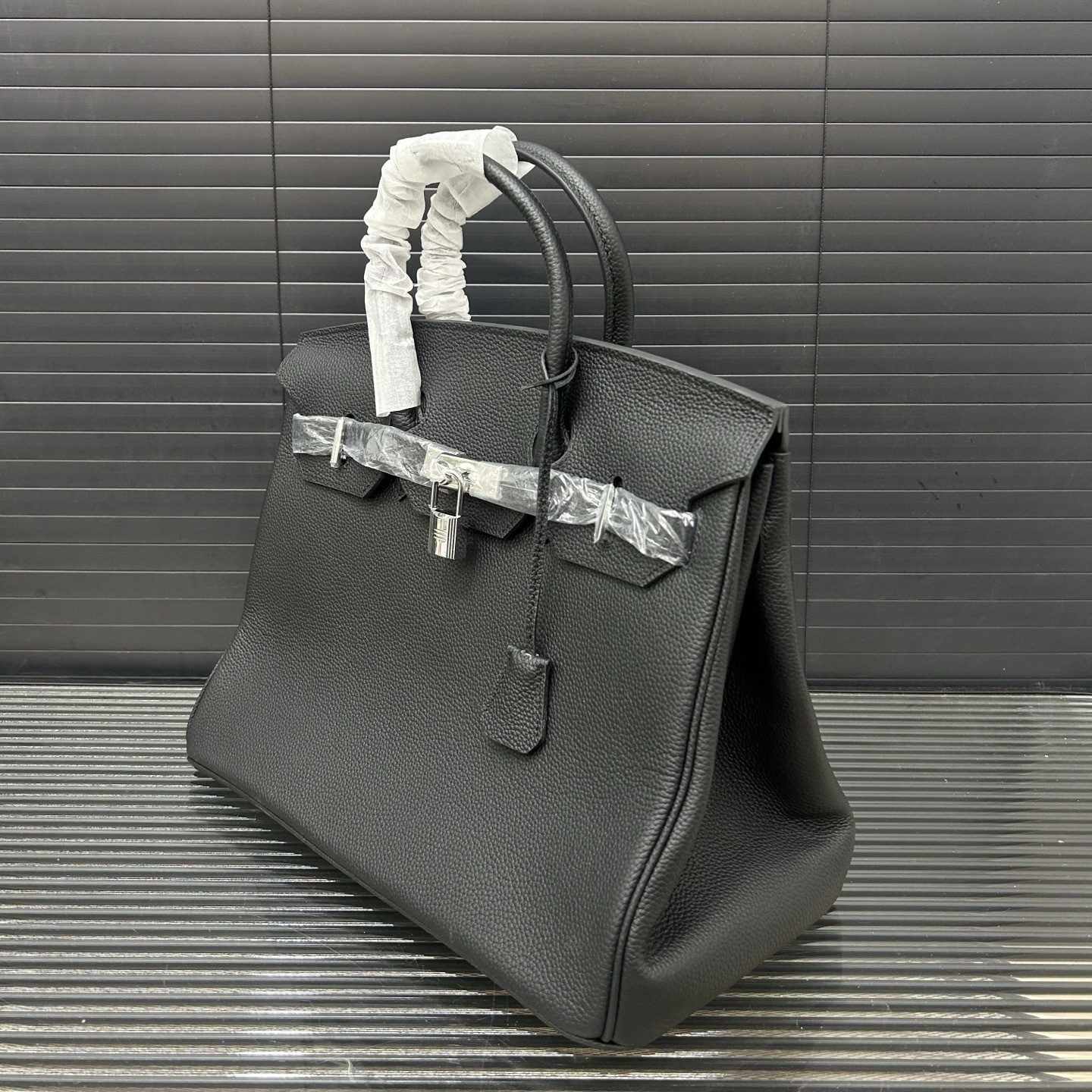 TL2703  HERMES  95.99$ gallery