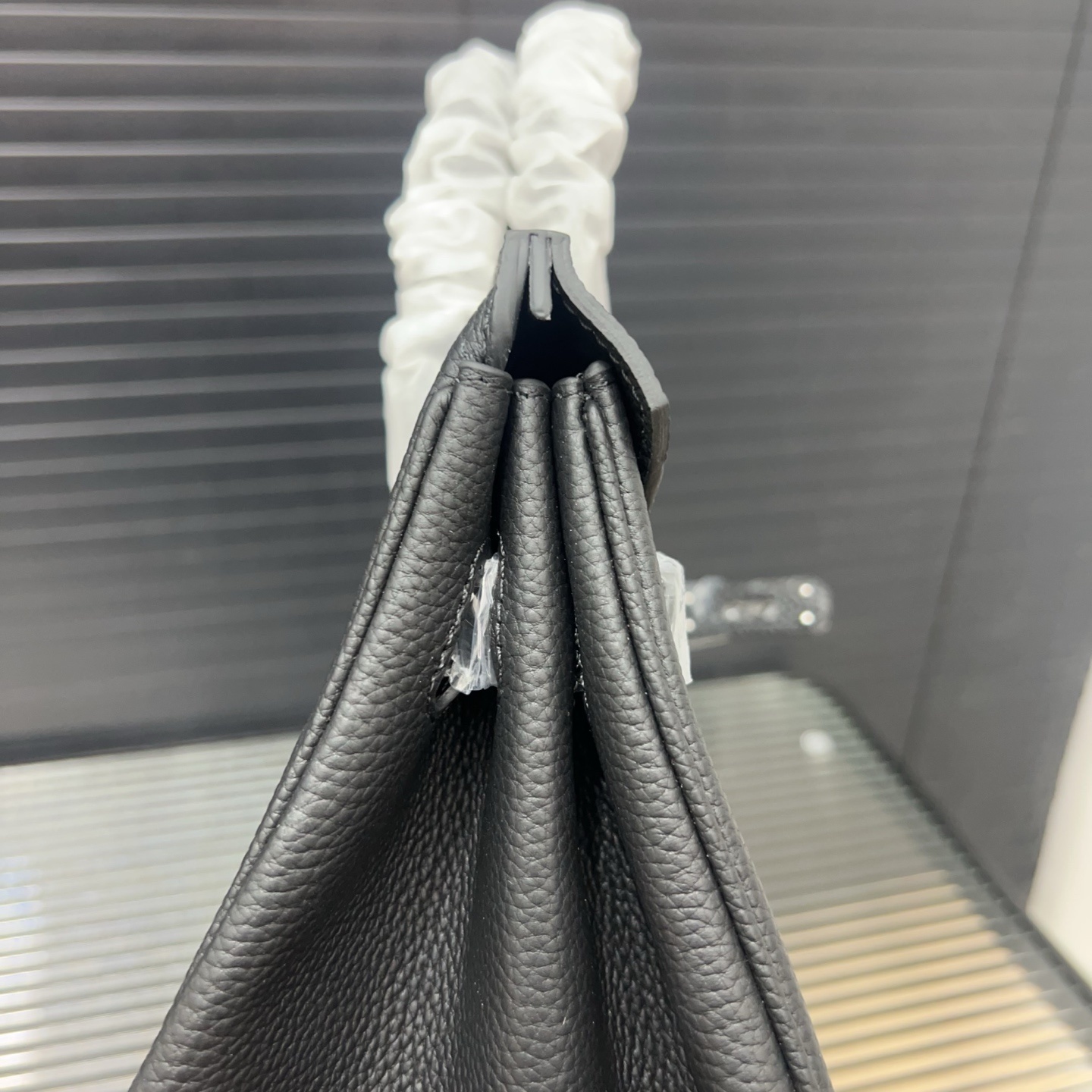 TL2703  HERMES  95.99$ gallery