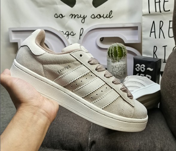 TL3009     ADIDAS   50$ gallery