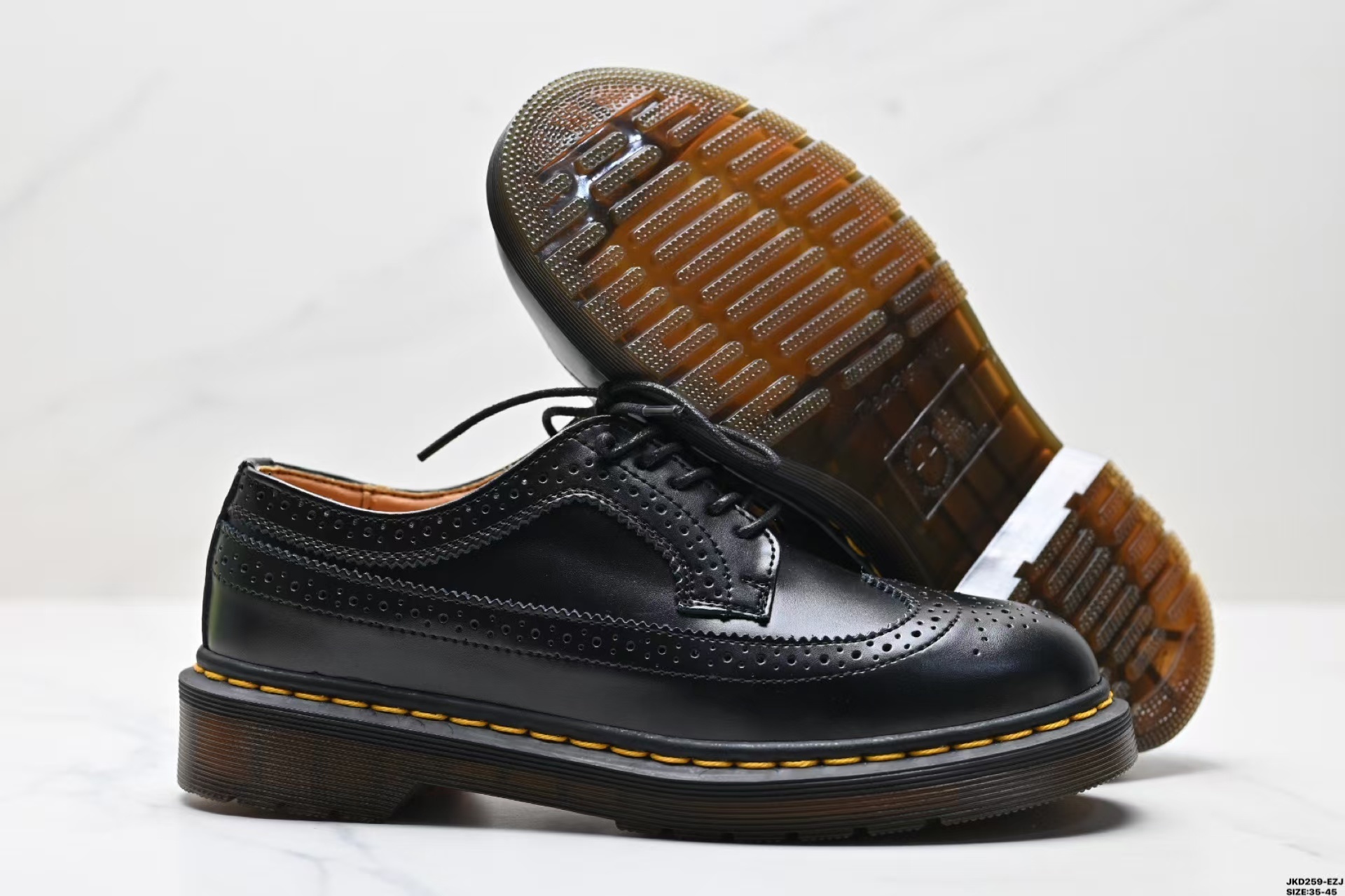 TL3055   Dr. Martens   57.85$ gallery