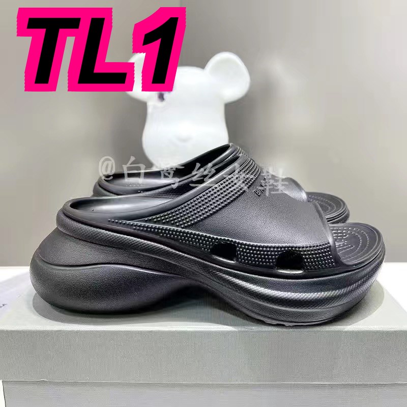 TL3108 BALENCIAGA 55$ gallery
