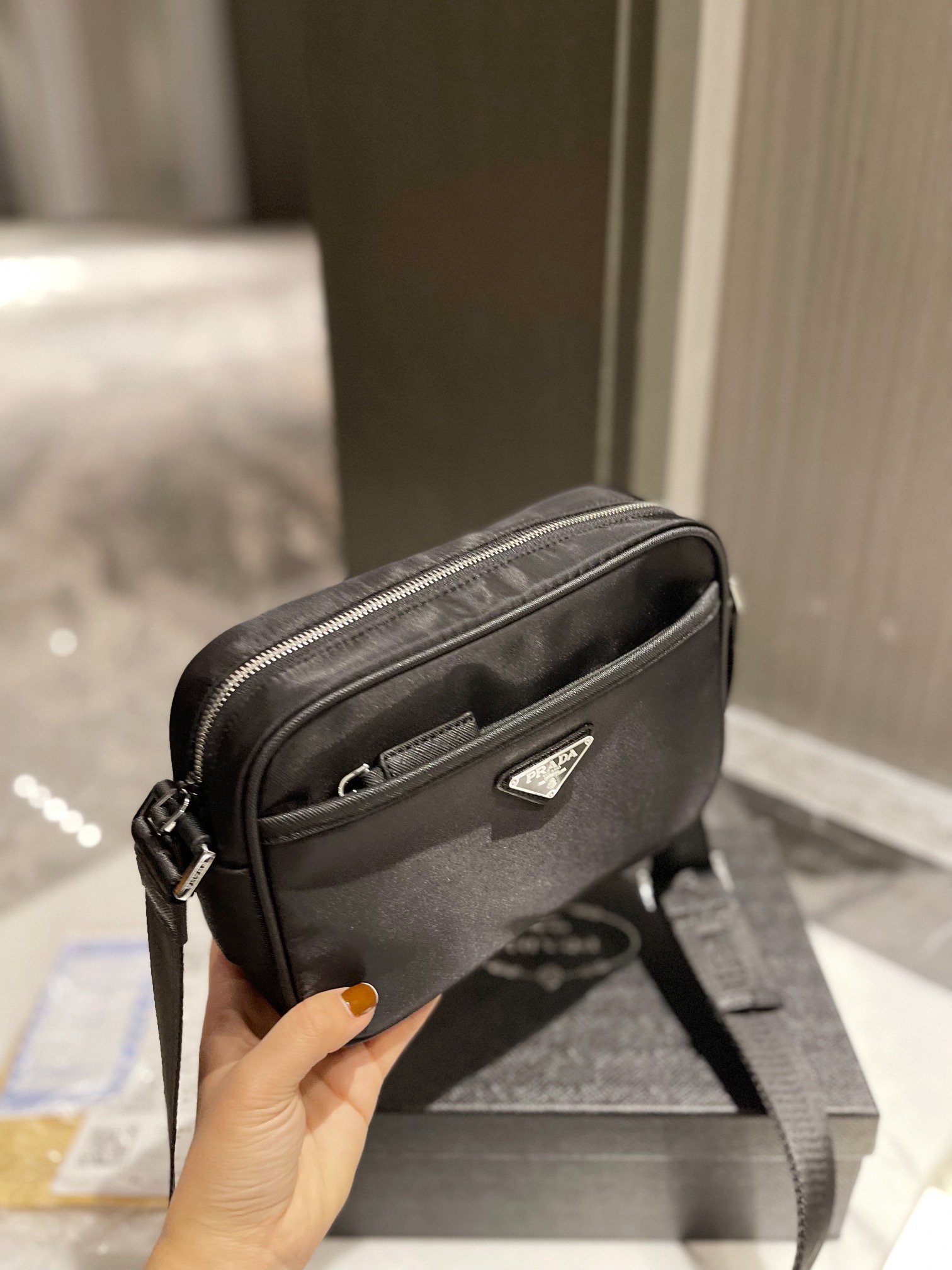 TL4705 PRADA 55$ gallery