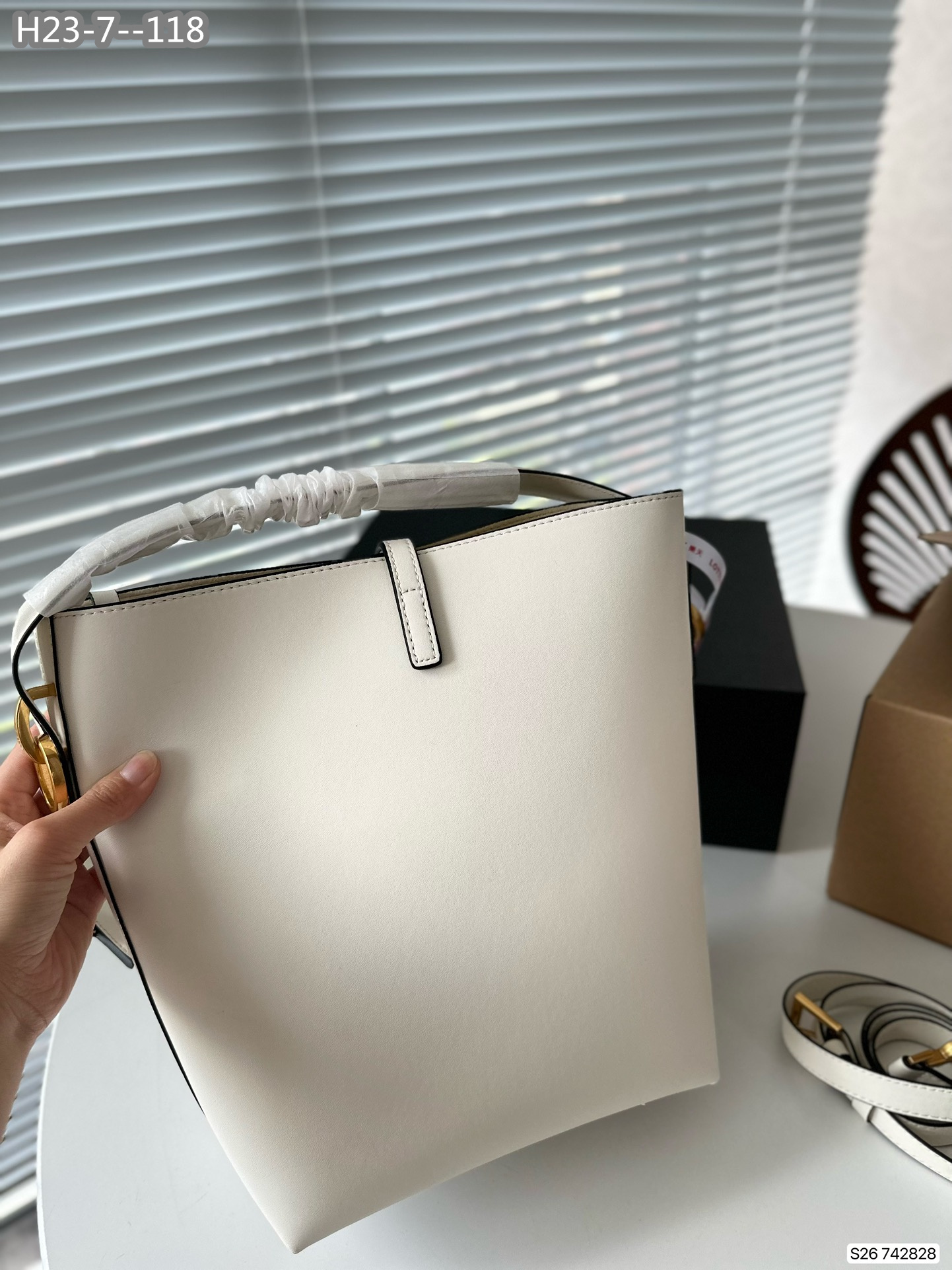 TL5009 YSL 65$ gallery