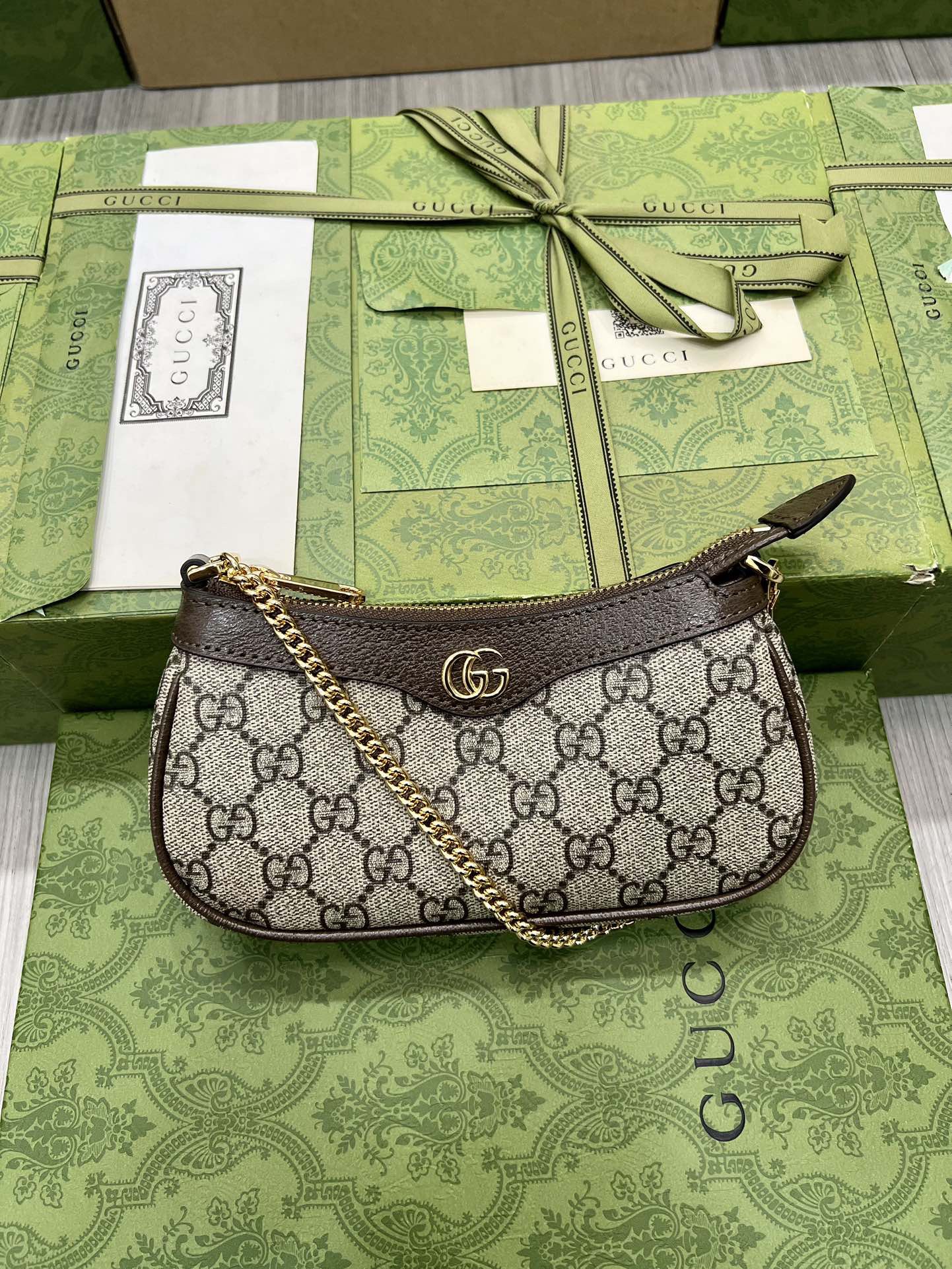 TL5669 GUCCI 55$ gallery