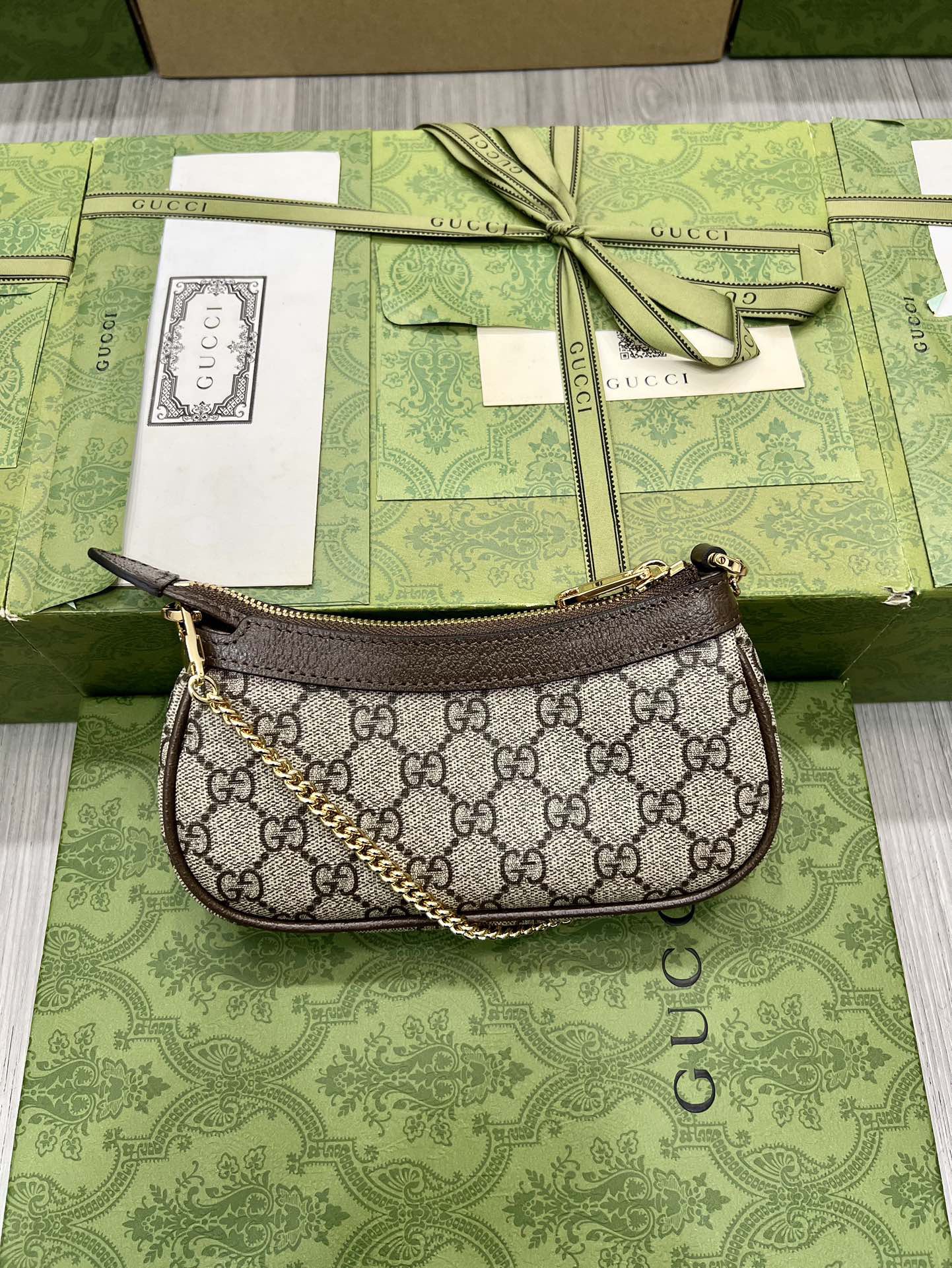 TL5669 GUCCI 55$ gallery