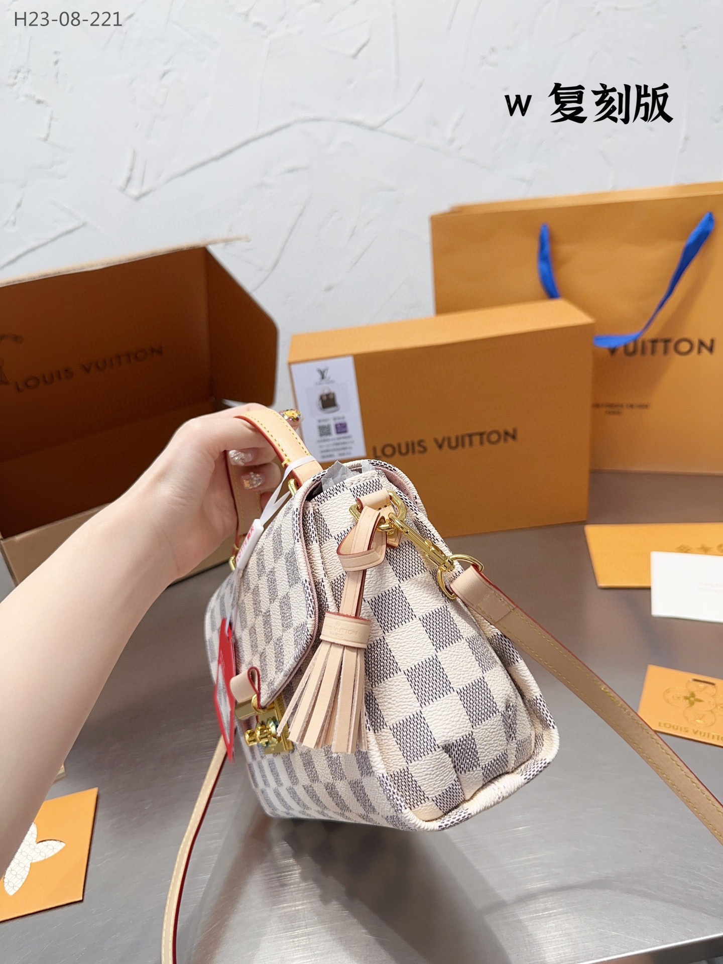 TL5928 LV 59.99$ gallery