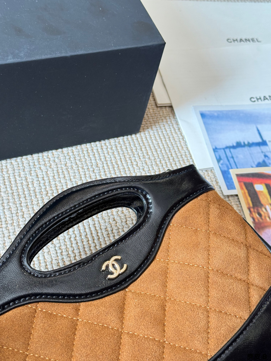 TL7723  CHANEL  65.99$ gallery