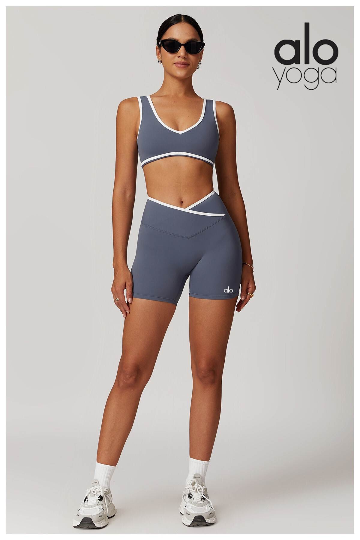 TL7916   ALO 32.99$ gallery