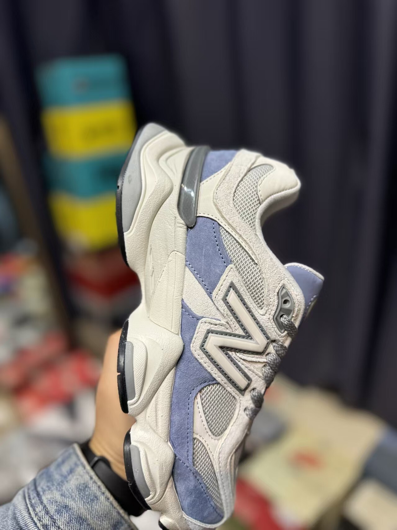 TL8031  NB  65$ gallery