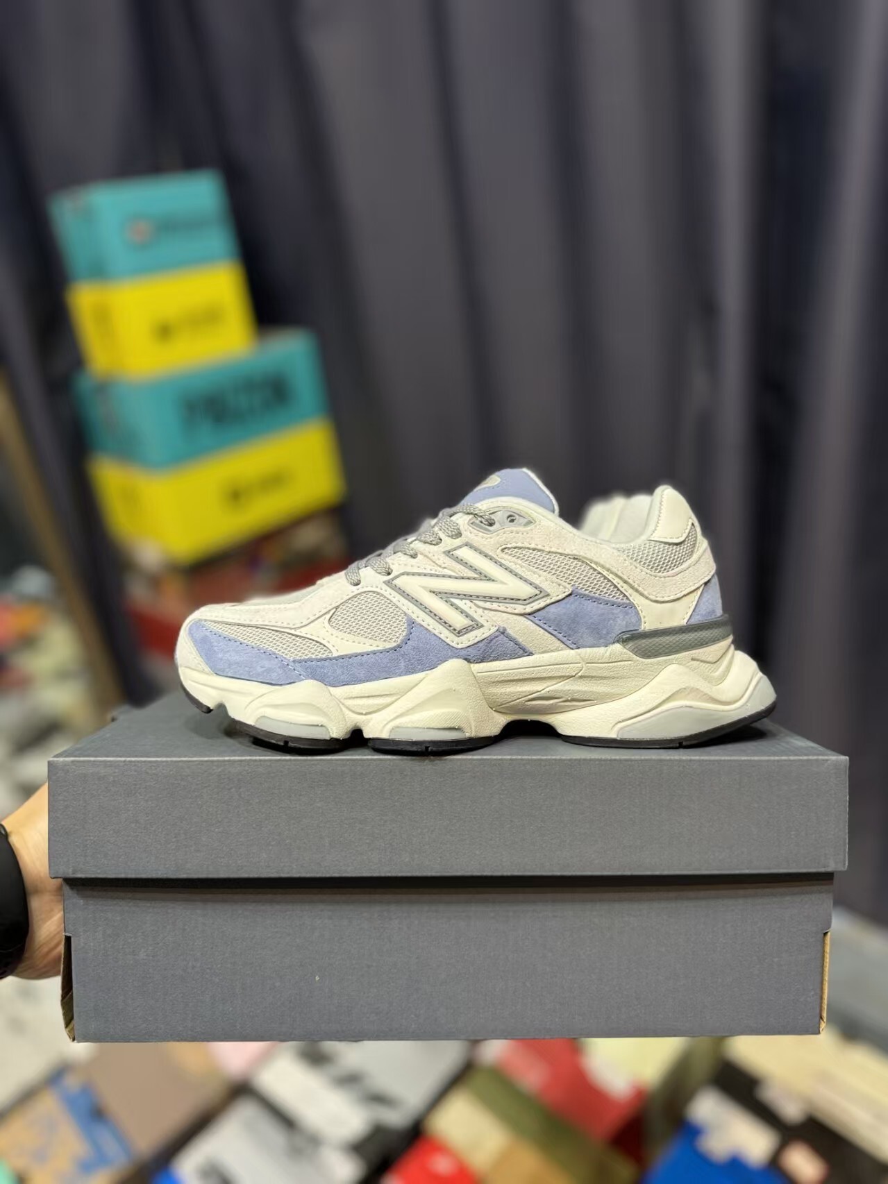 TL8031  NB  65$ gallery