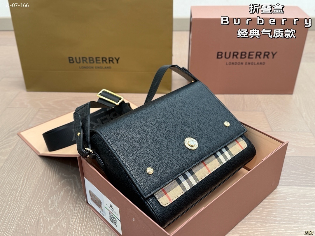 TL8082  BURBERRY   65.99$ gallery