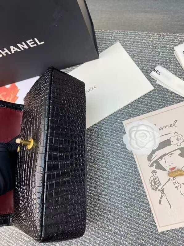 TL8093  CHANEL  79.99$ gallery