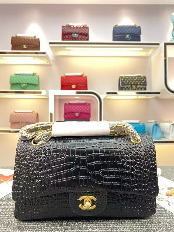 TL8093  CHANEL  79.99$ gallery