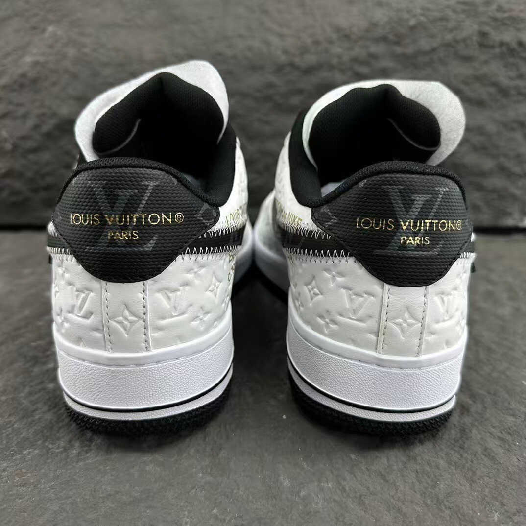 TL8096  NIKE - LV    59.99$ gallery