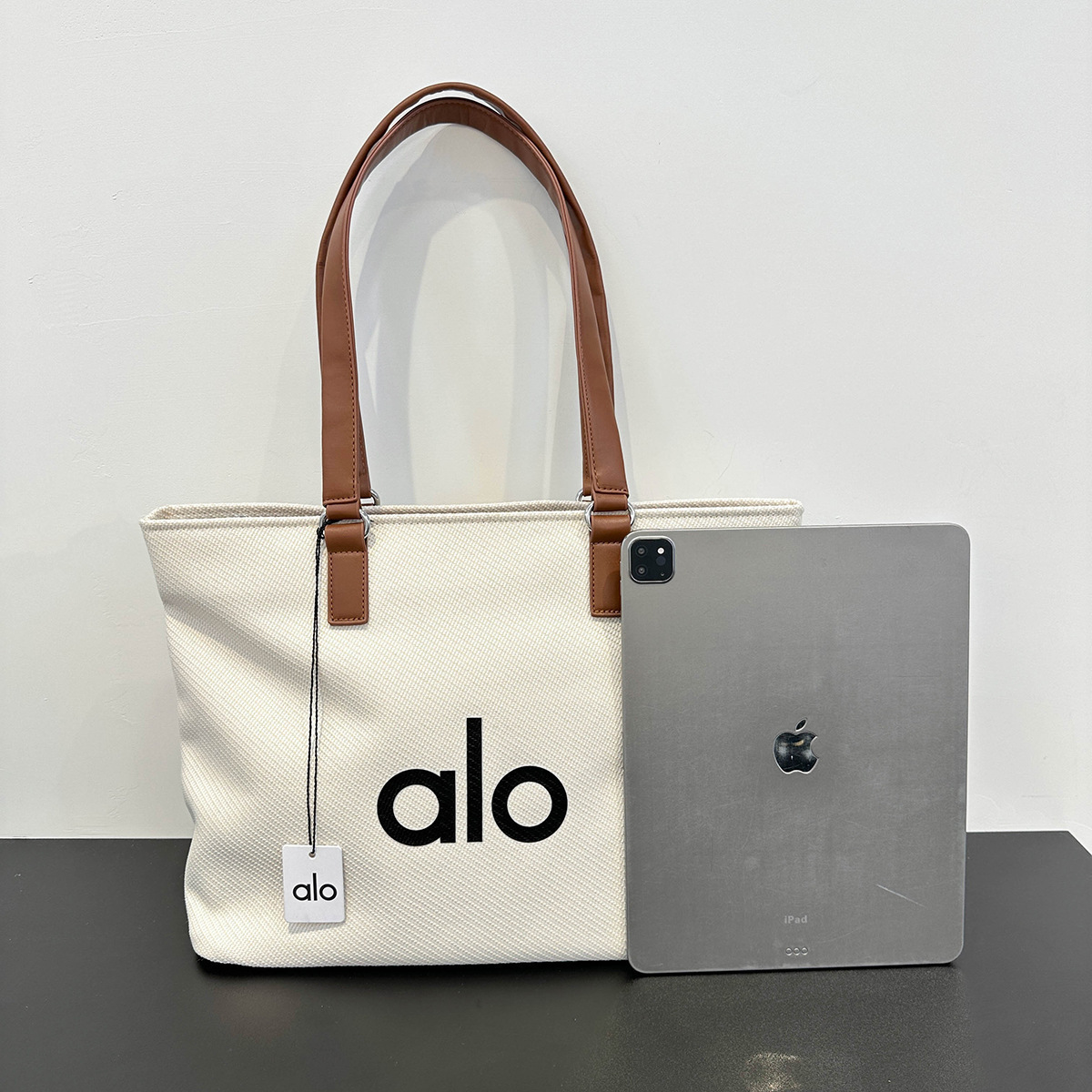 TL8097  ALO bag $39.99 gallery