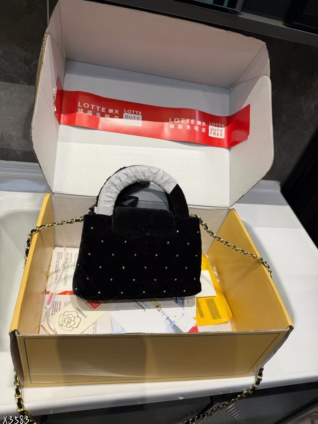 TL8101  CHANEL   75.99$ gallery