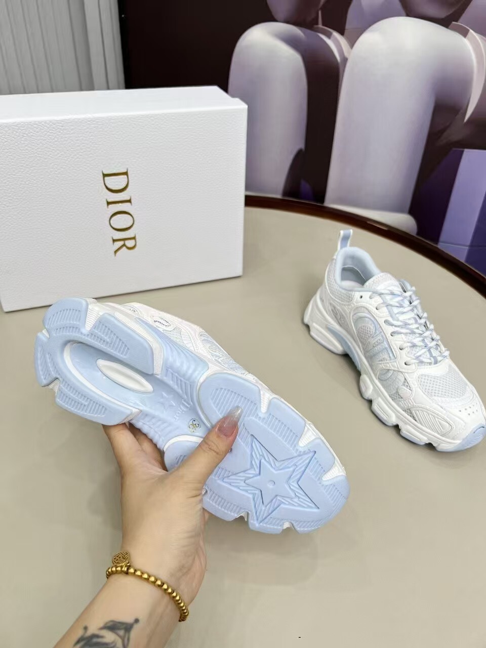 TL8105  DIOR    72.99$ gallery