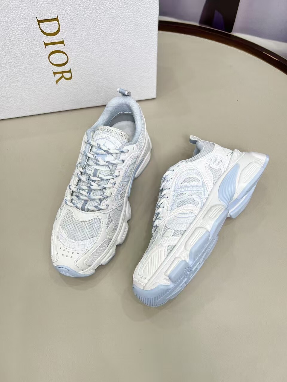 TL8105  DIOR    72.99$ gallery