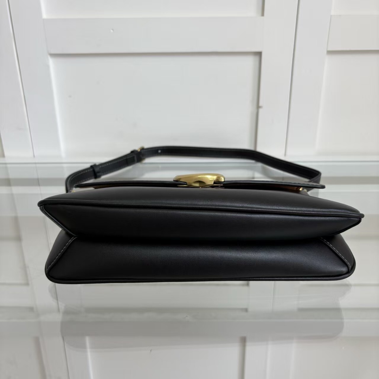 TL8112   COACH   65$ gallery