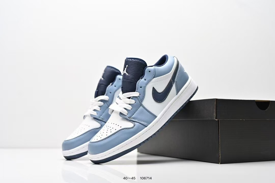 TL8113   NIKE  49.99$ gallery