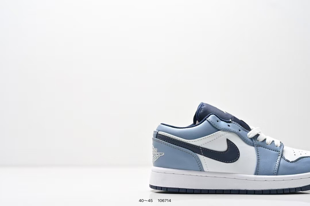 TL8113   NIKE  49.99$ gallery