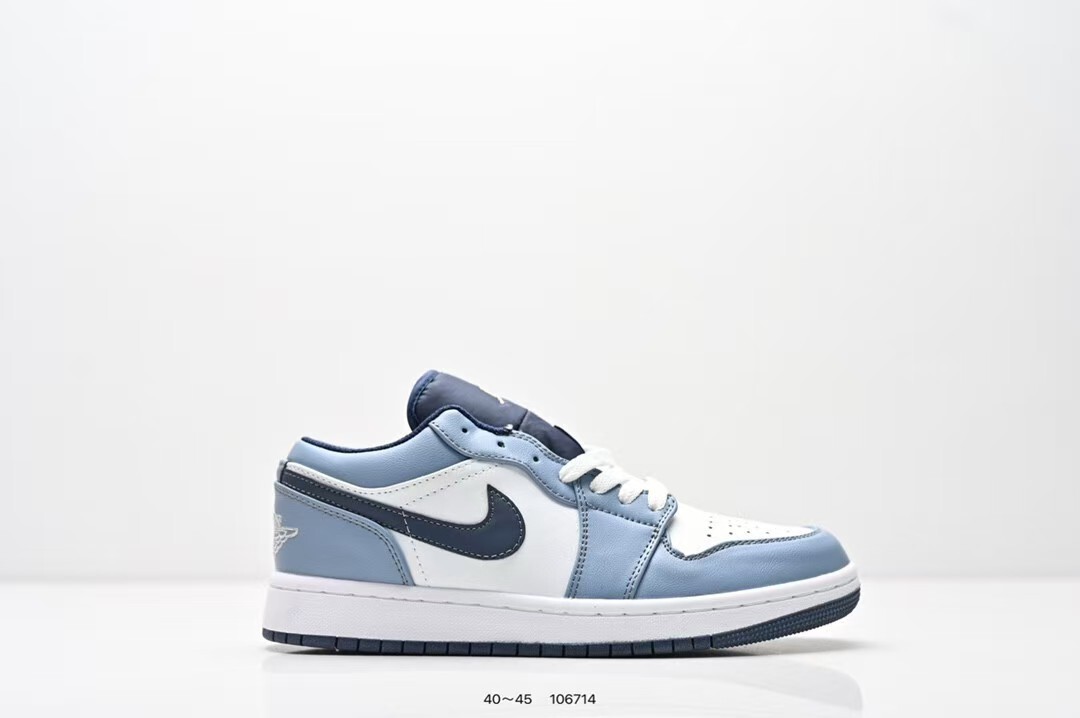 TL8113   NIKE  49.99$ gallery