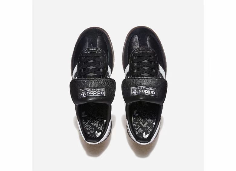 TL8125  ADIADS  49.99$ gallery